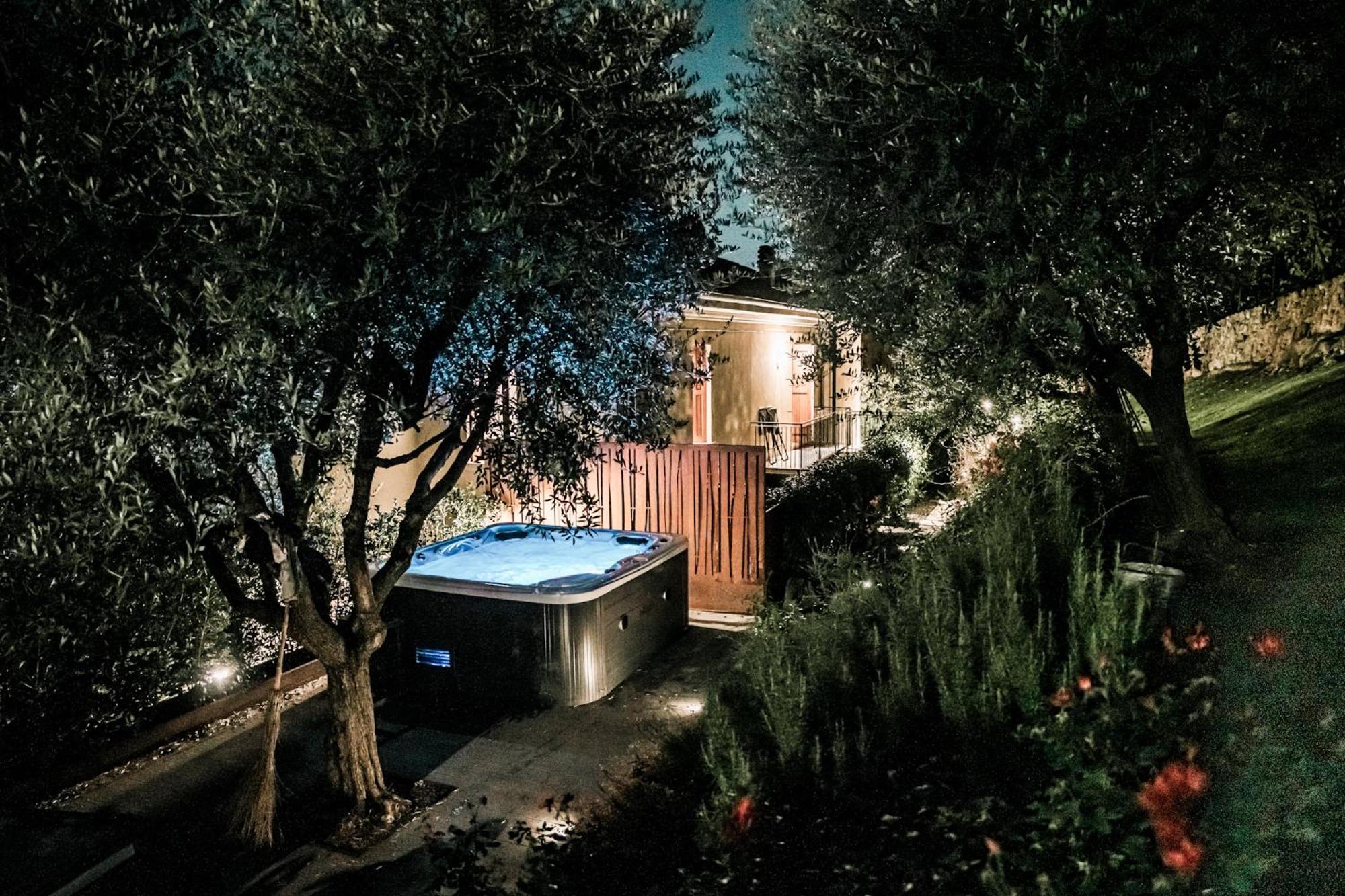 Naboo Verona Luxury Suites Exterior photo