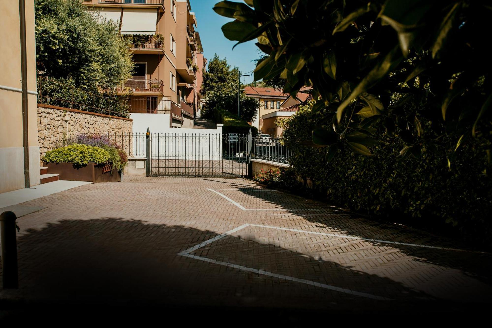 Naboo Verona Luxury Suites Exterior photo